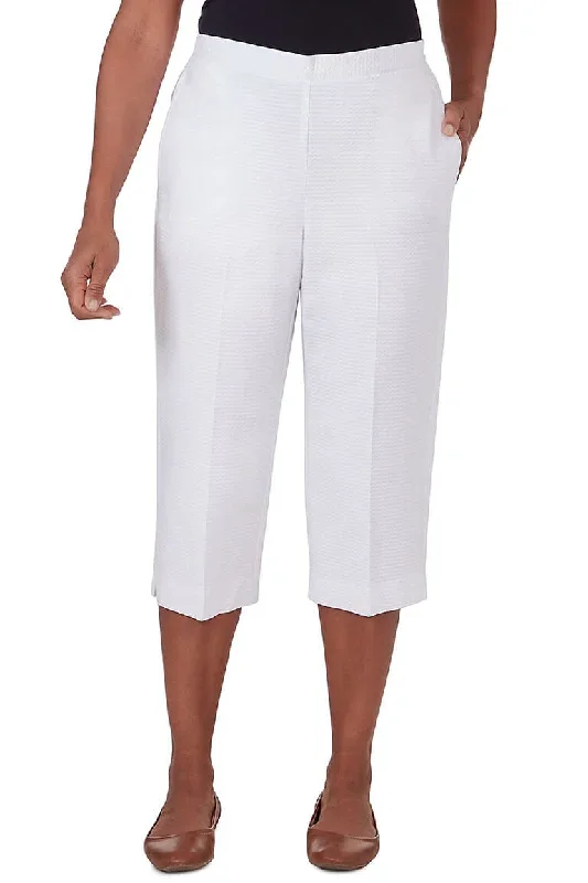 Charleston Wave-Textured Capri Pant